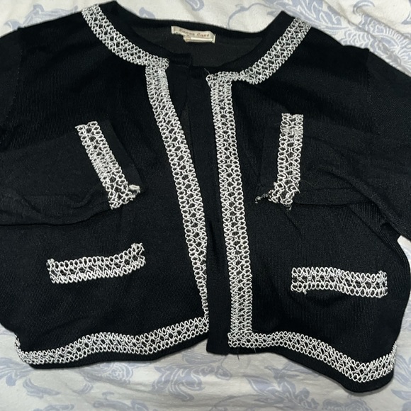 Cover Top - Picture 2 of 3